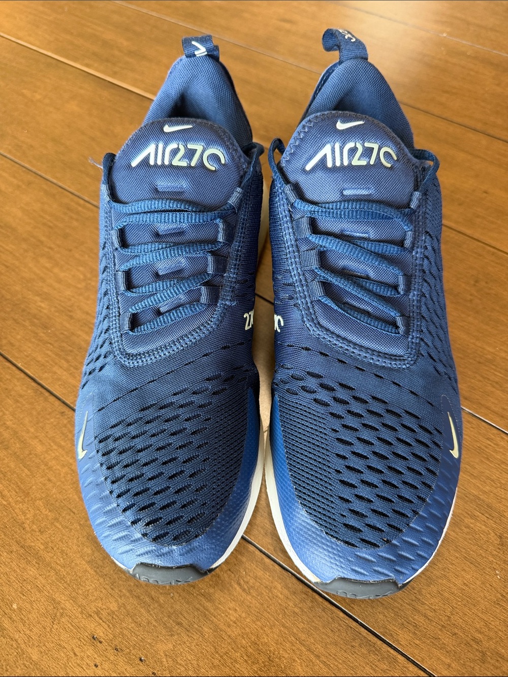 Nike Men’s Air Max 270- Navy Blue- Size 9